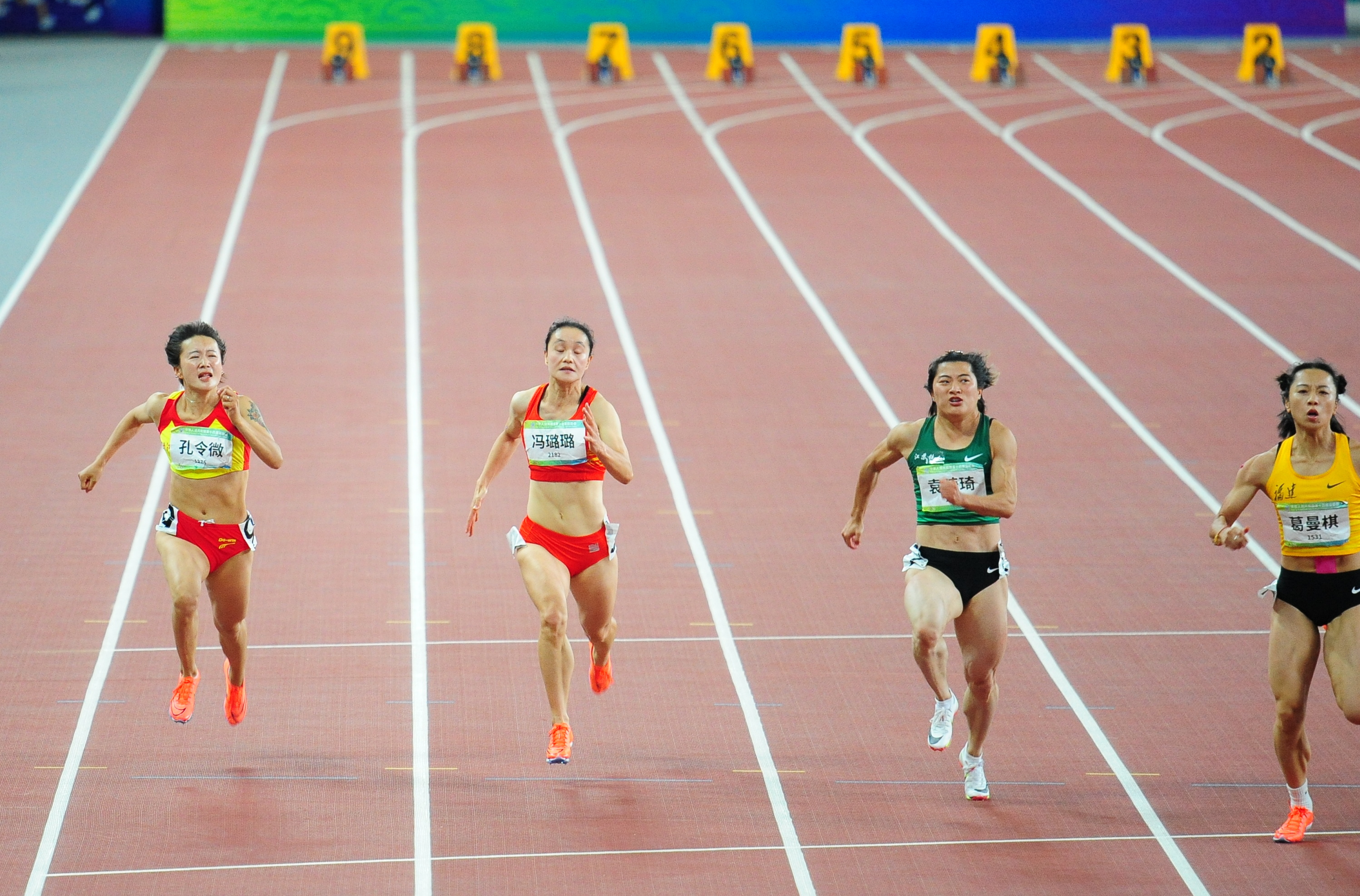 记者带你看全运|田径女子链球黑龙*罗江**娜摘铜