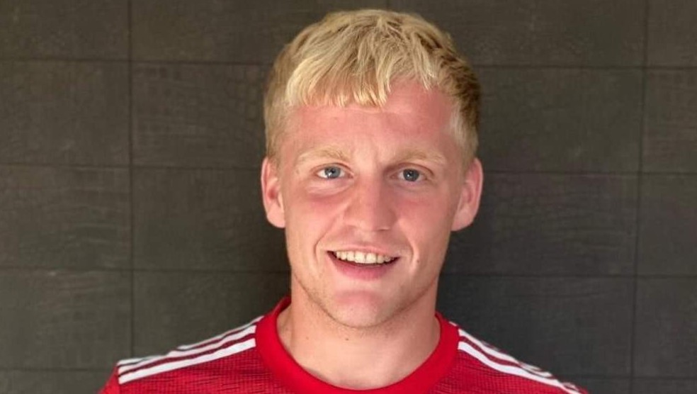 实况足球c罗和梅西搭配阵容,实况足球精选梅西适合什么阵容