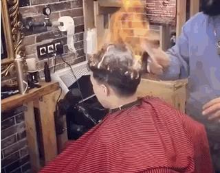 女性自己在家剪头发视频,中年妇女自己在家剪头发