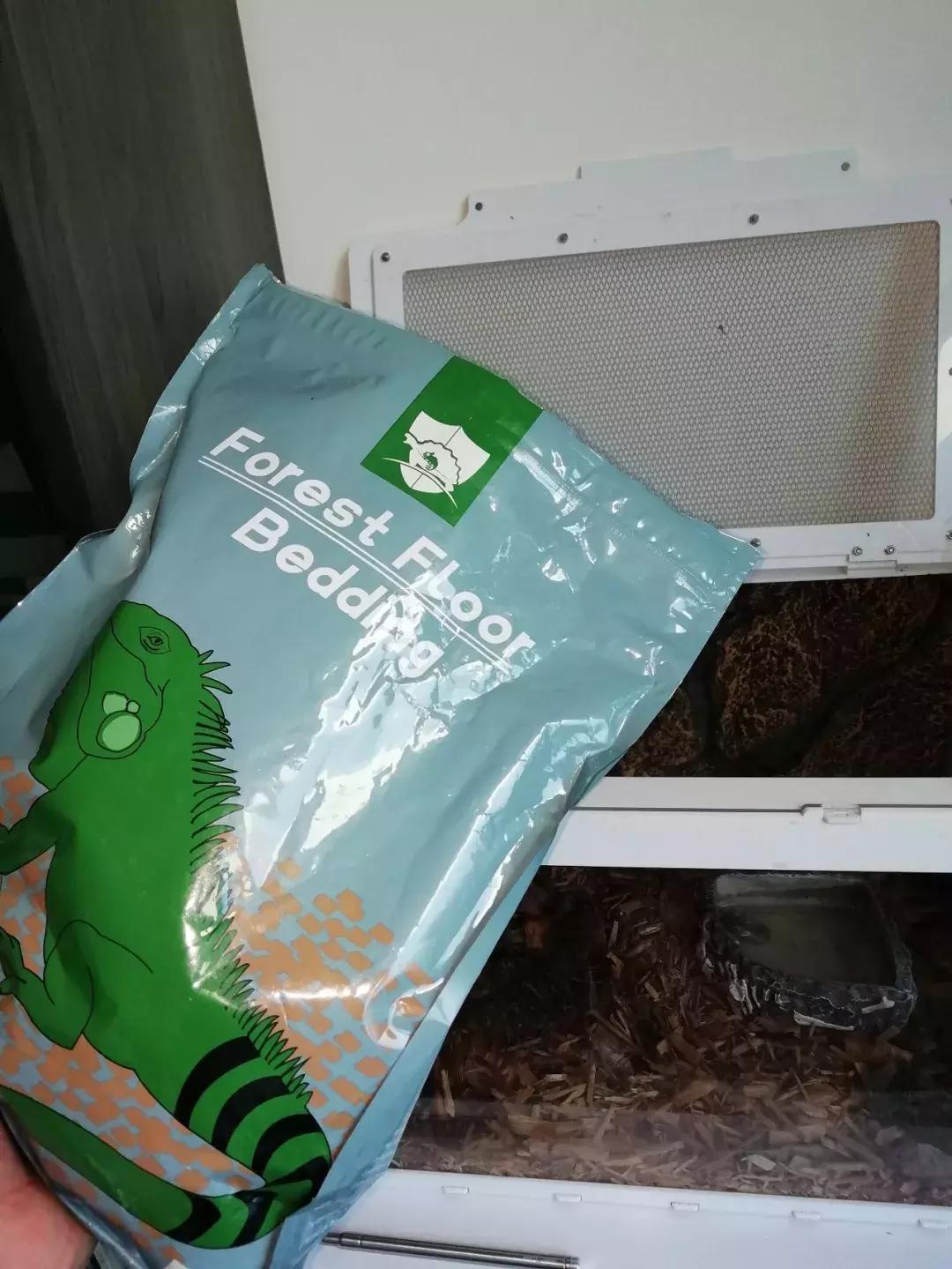 如何让观赏蛇类在人工环境下住得幸福