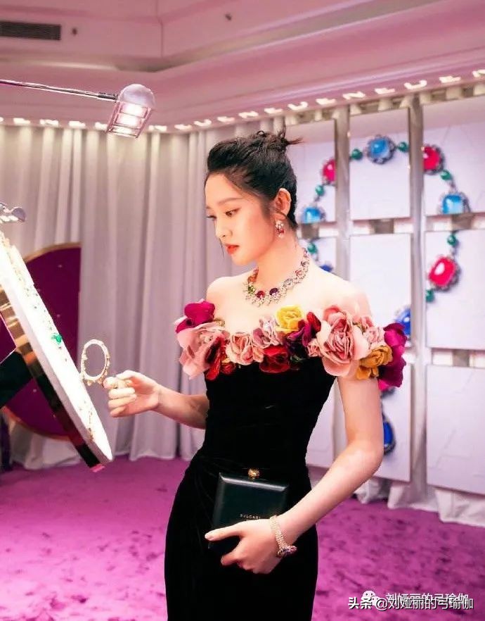 唐艺昕产后复出的方法,唐艺昕复出状态