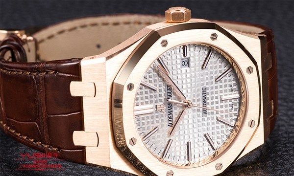 这些热门腕表，有人却说它们“很丑”