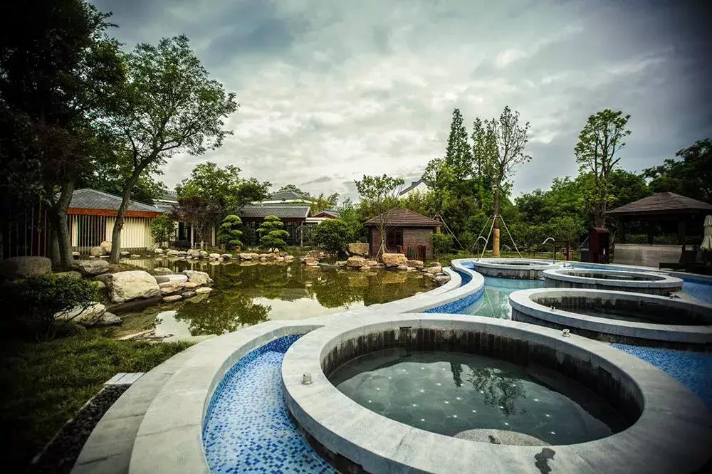 杭州泡汤温泉排行榜最新,冬季国内温泉推荐