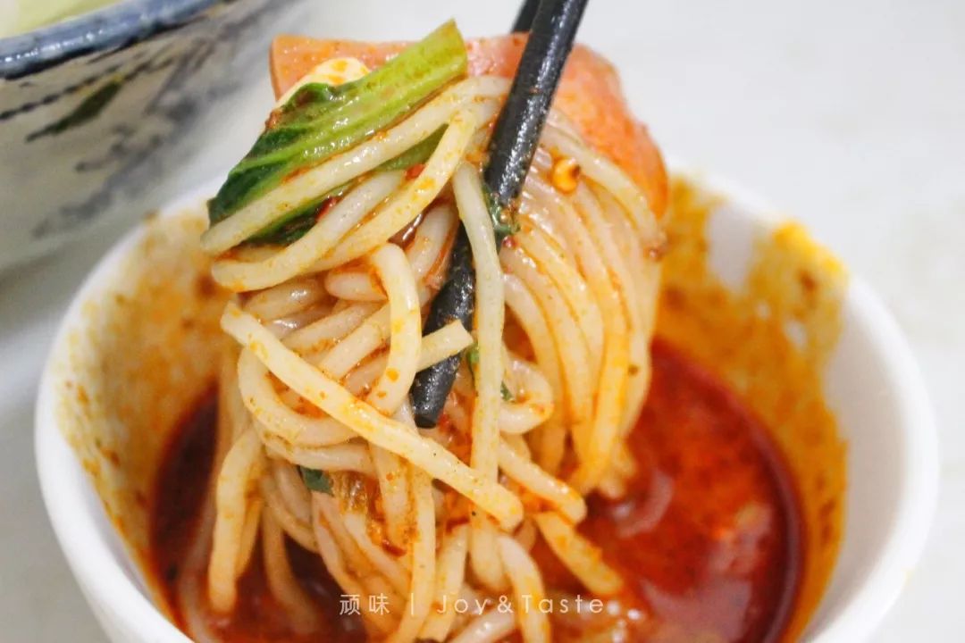 西安必吃的15家超好吃的米线合集,西安最有名的九家米线