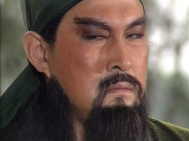 为什么关羽总是眯着眼睛?