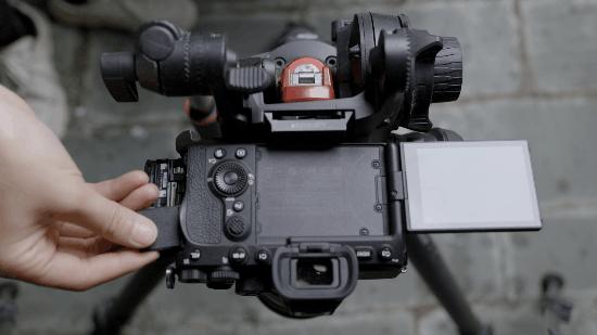 天梭雷克沙闪迪,照相机内存卡选闪迪还是天硕