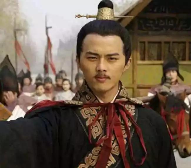 一口气说出历史上所有的皇帝姓名,所有皇帝的名字及顺序