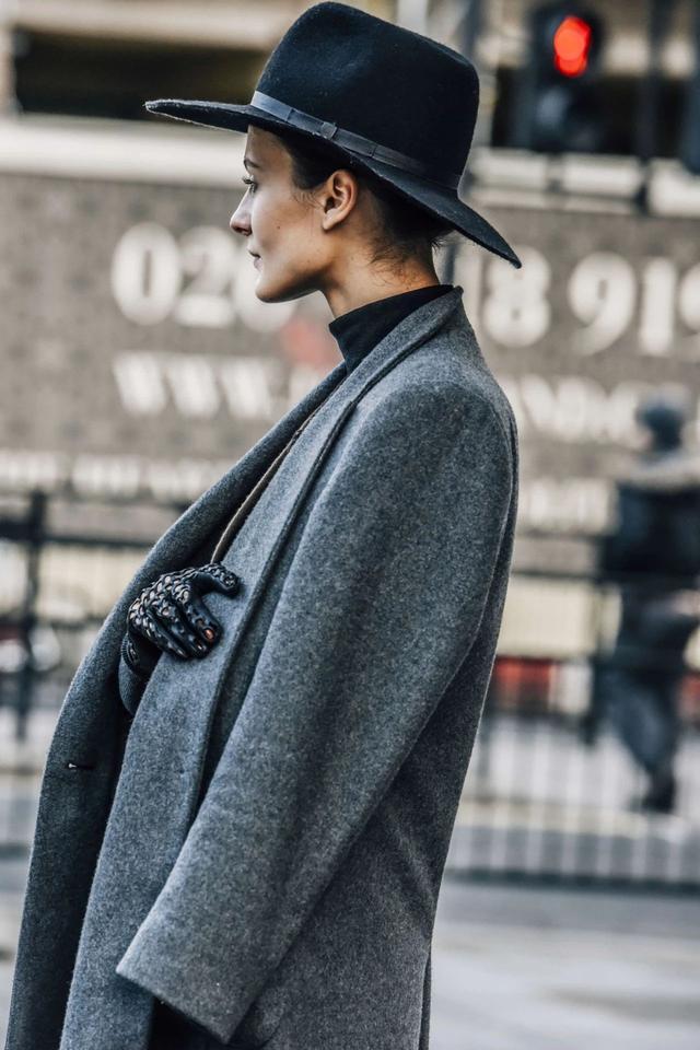 玛丽莲梦露经典服装,玛丽莲梦露夏天穿衣服