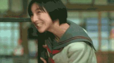 2020年最火发型蛋蛋卷,2020年最火发型钢夹烫