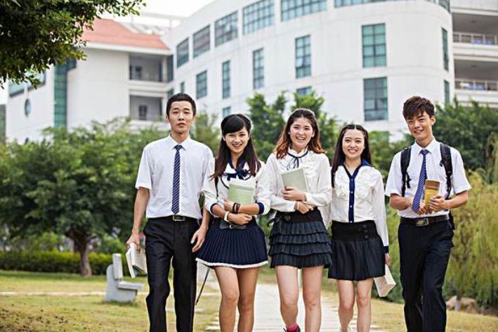 大学生活特别枯燥？不妨做这几件事确实很有意义，丰富自己的生活