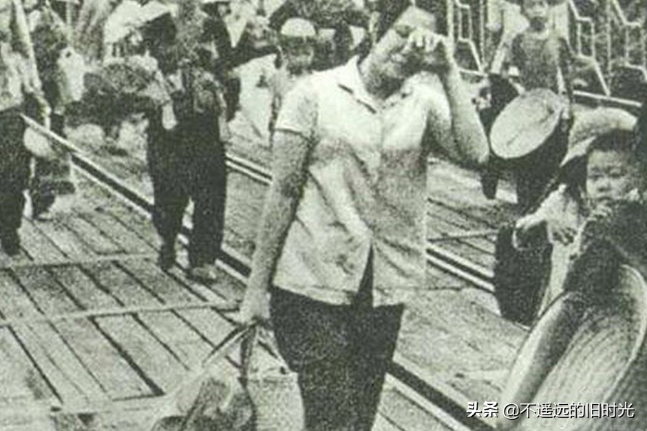 这部电影不仅让华仔一鸣惊人，更记录几百万越南华人那段不堪往事