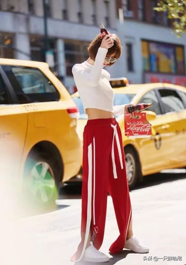 阔腿裤平底鞋早春这种搭配火了,阔腿裤平底鞋开春最火搭配