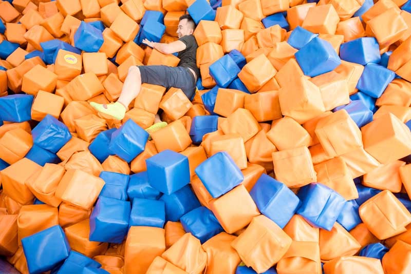 蓝box蹦床公园加盟投资多少,蹦床公园加盟费用条件及流程指南