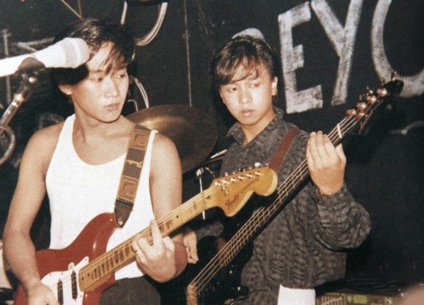 黄家驹对香港娱乐圈的评价,黄家驹对香港乐坛的挣扎与失望