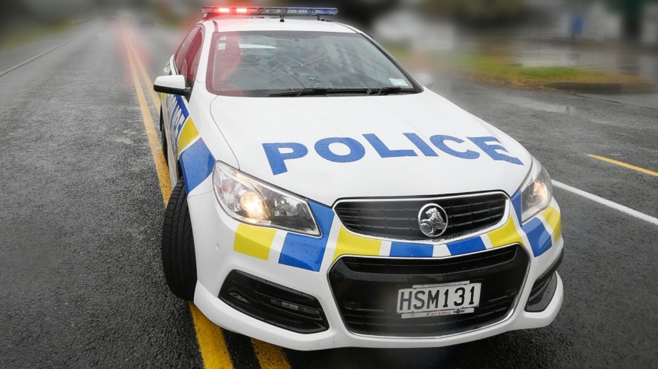 黑帮“*私走**”KFC全家桶被捕？吃不到垃圾食品，新西兰人馋坏了