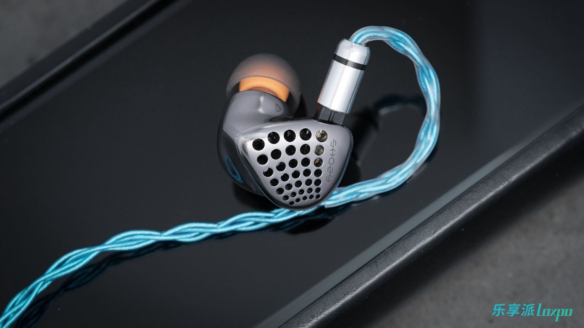 创新入耳式耳塞评测,顶级动圈入耳式耳塞