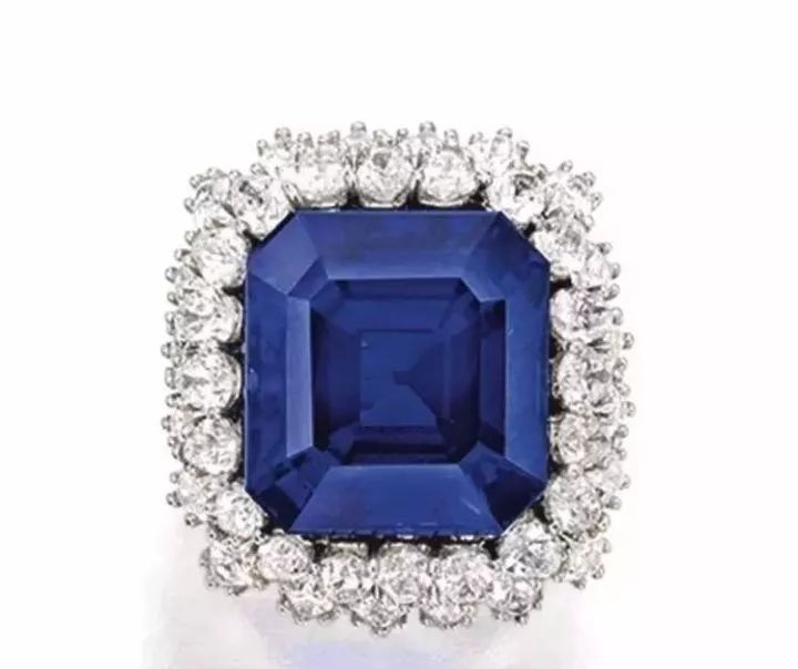 蓝宝石表面容易有脏东西,蓝宝石在家怎么辨别真假