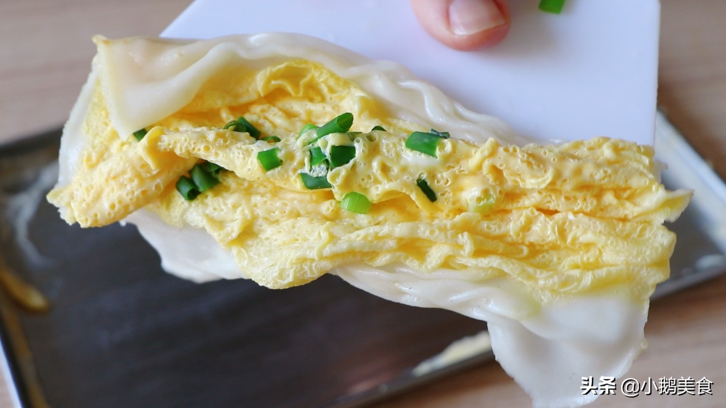 教你广东早餐肠粉的做法嫩滑好吃,在家怎么做出又滑又嫩的肠粉呢