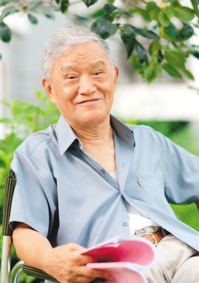 牛犇老师真的是宝藏大爷了！从影70年，人狠话不多，满满正能量！