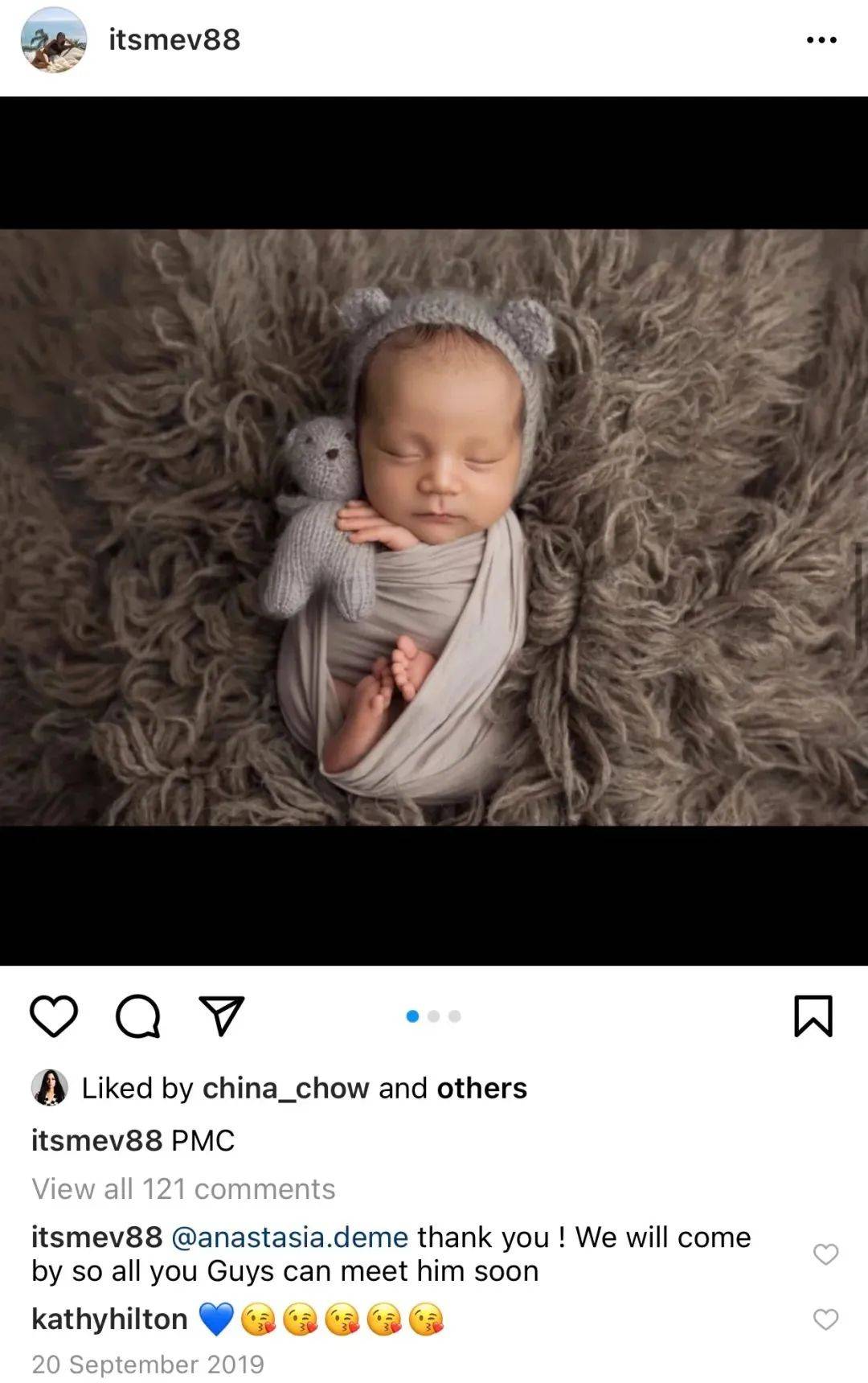 这个华人在美国被称作华人食神,80岁喜得子,老婆是美女还是硕士