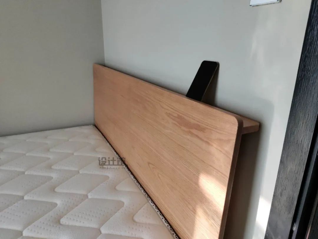 不到10平方1.8米床,卧室床头有5米怎么利用