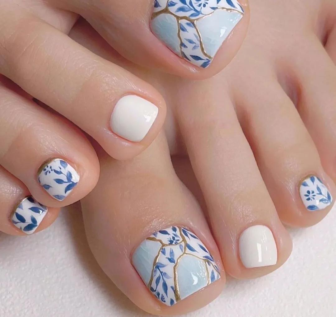 温柔夏季显白脚指甲,脚指甲美甲秋冬显白黄色