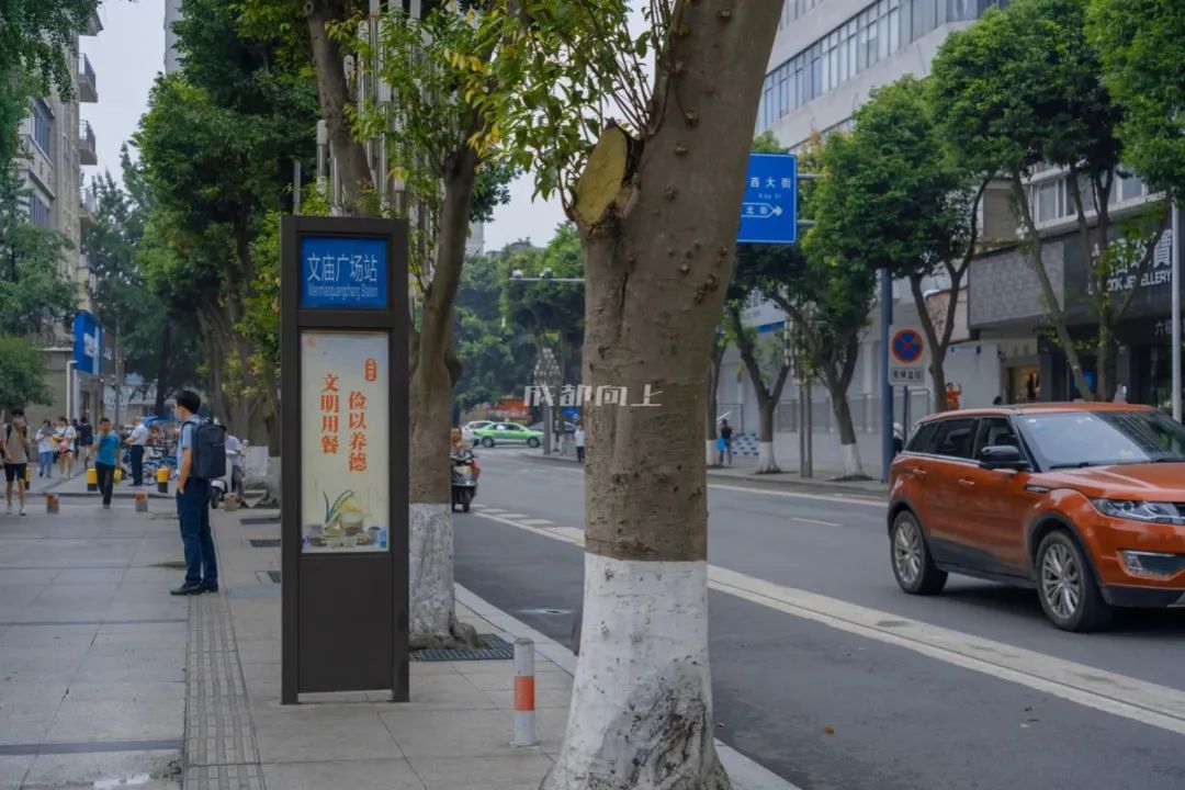 成都二圈层公交车对比,成都二圈层双流和龙泉谁更强