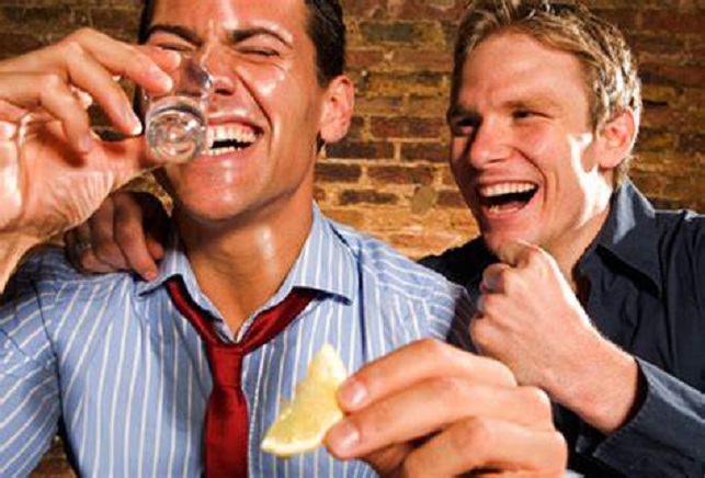 喝酒体温升高持续时间,喝酒后的体温和正常体温差多少呢