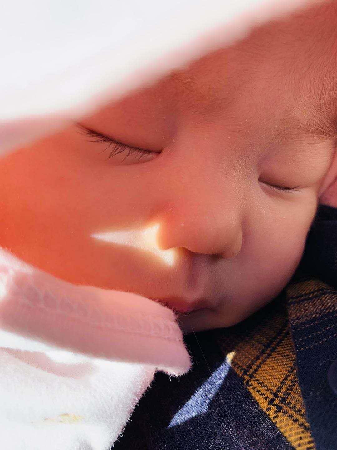 小孩打新冠疫苗高烧不退怎么办,打疫苗高烧39度退烧小妙招