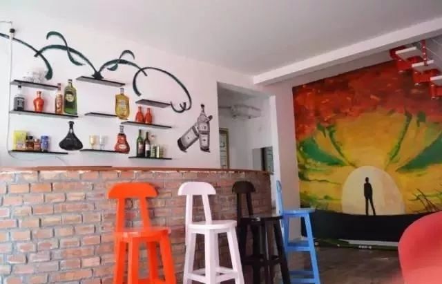 民宿365近期10家大热的极简民宿,西北风格民宿