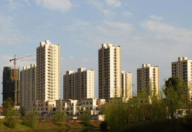 70年产权到期高层不能居住怎么办,房子如果70年产权到期的话怎么办