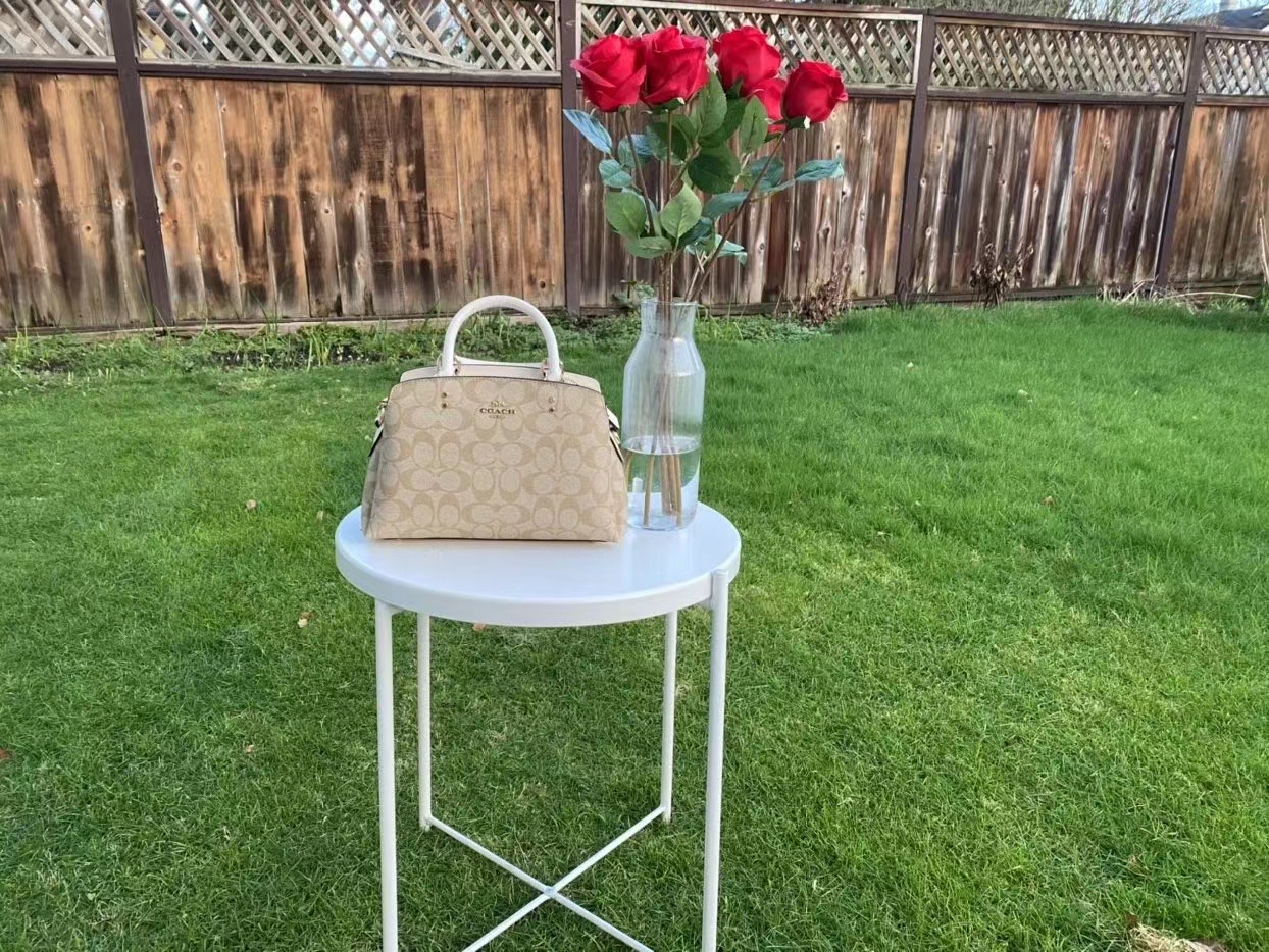 coach奥莱包值得买吗,coach奥莱款和专柜款哪个值得购买