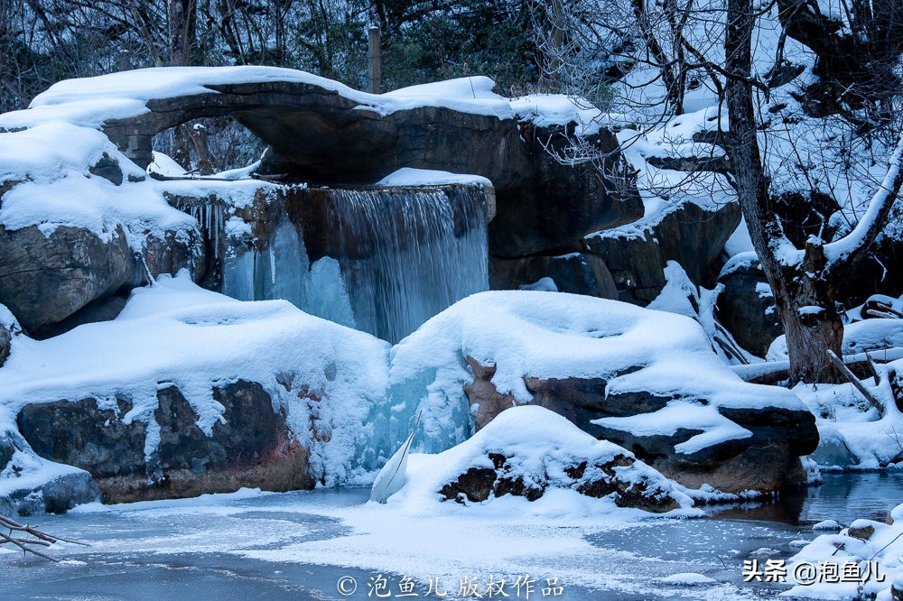 陕西秦岭发现的石头,捡石头下雪了后续