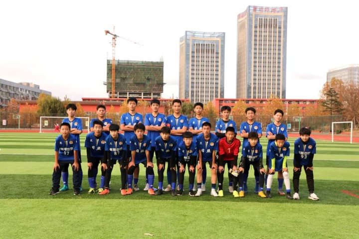 日照新营中学足球队赴武汉比赛,日照新营中学2017