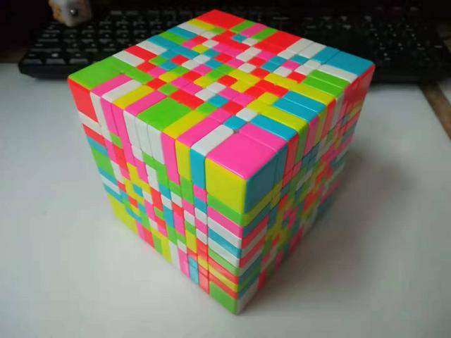 教我玩魔方的手法,我和魔方有个约定