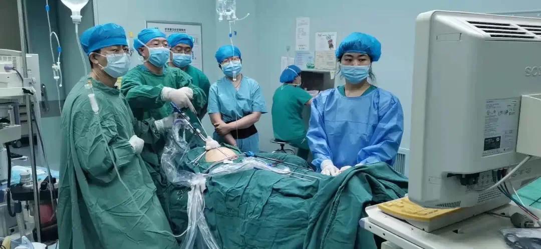 妊娠合并卵巢囊肿处理,怀孕了查出来有卵巢囊肿怎么办