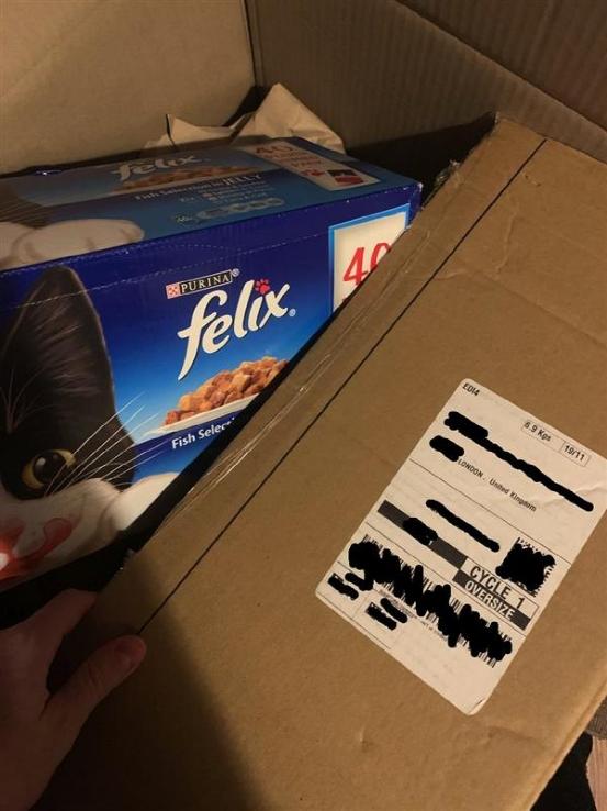 除了猫粮和大米，网上购买的PS5还能变成水瓶