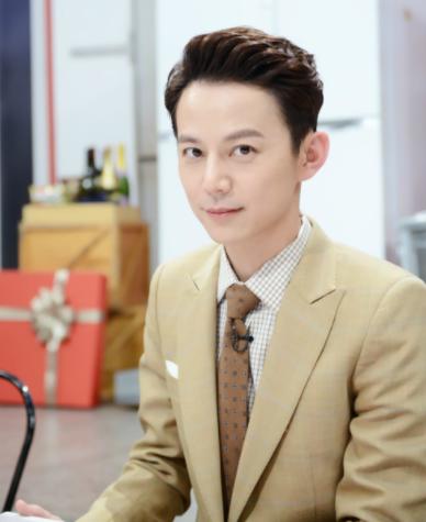 何炅阿拉伯语厉害吗,何炅的阿拉伯语水平怎样