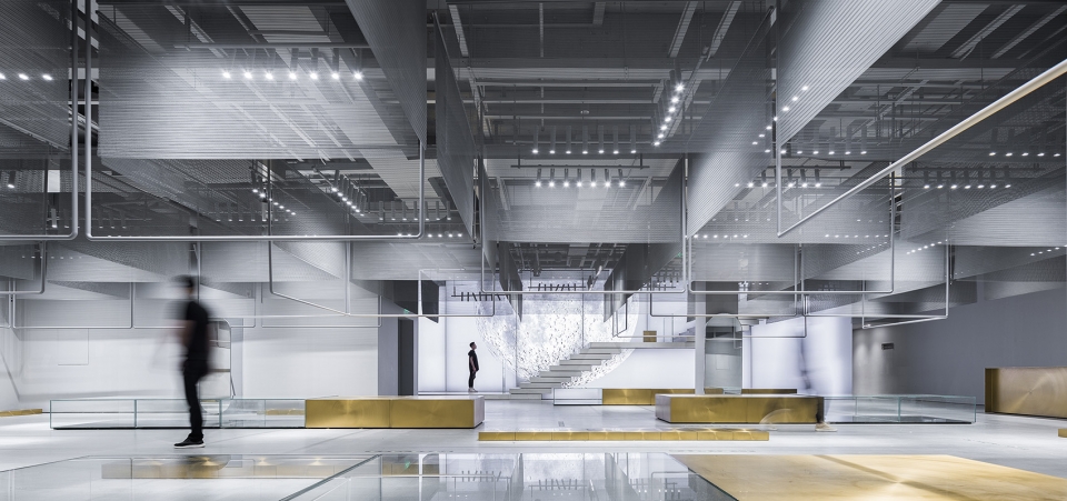 ur华师旗舰店,ur莘庄旗舰店