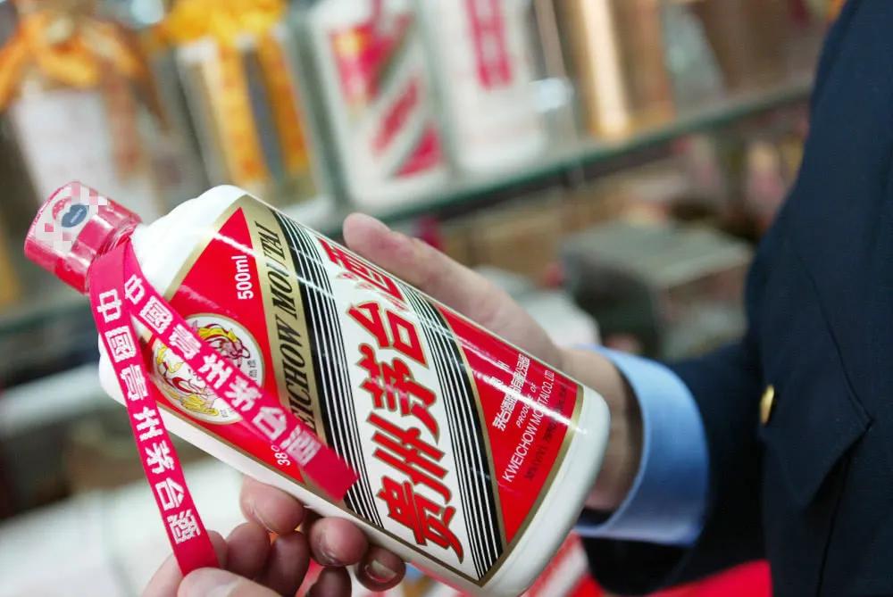 500毫升茅台酒多少克,500毫升茅台酒等于多少斤