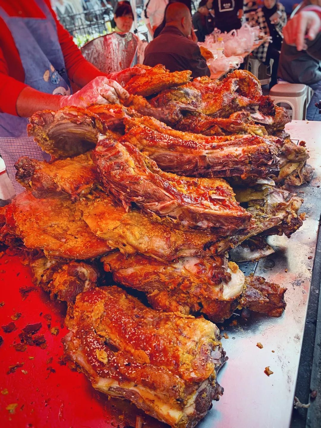 上海哪里有清真美食,上海网红广场美食街