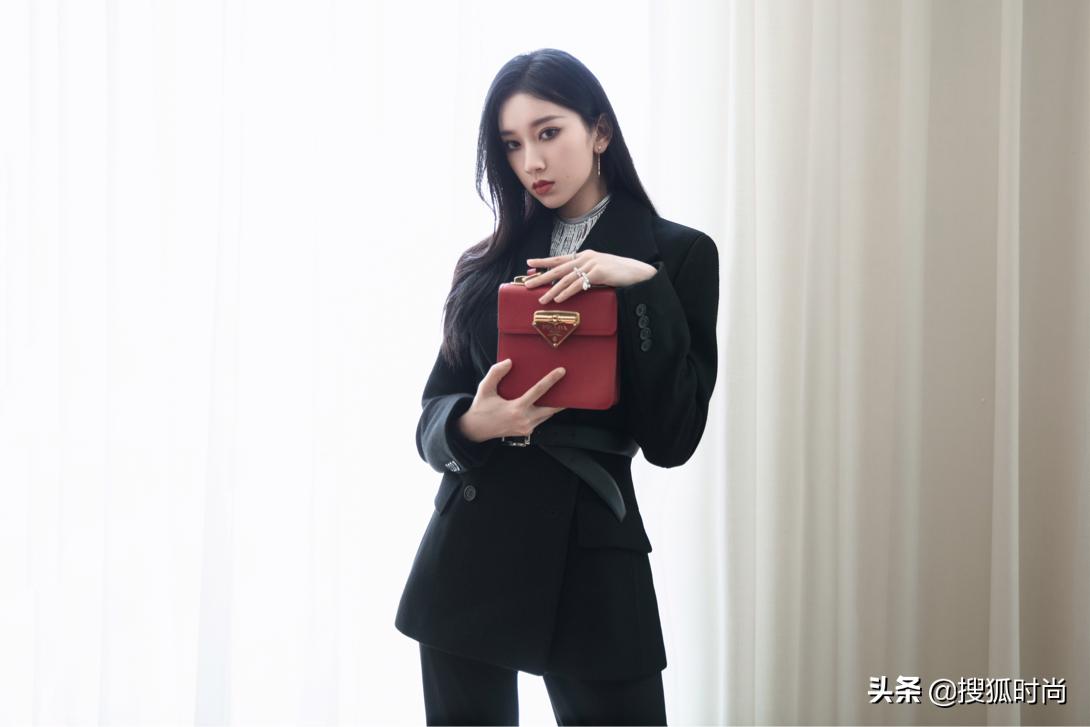 prada时尚大秀,prada最震撼的五场秀