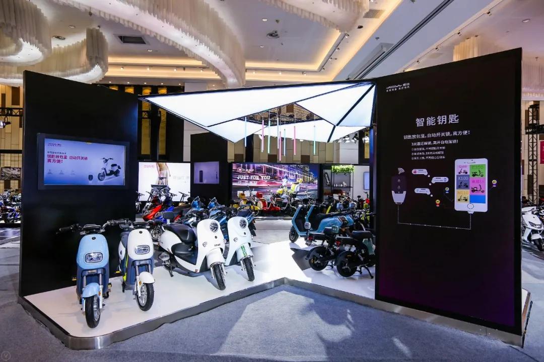 爱玛锂电池电动车2023新款,爱玛锂电车续航60公里