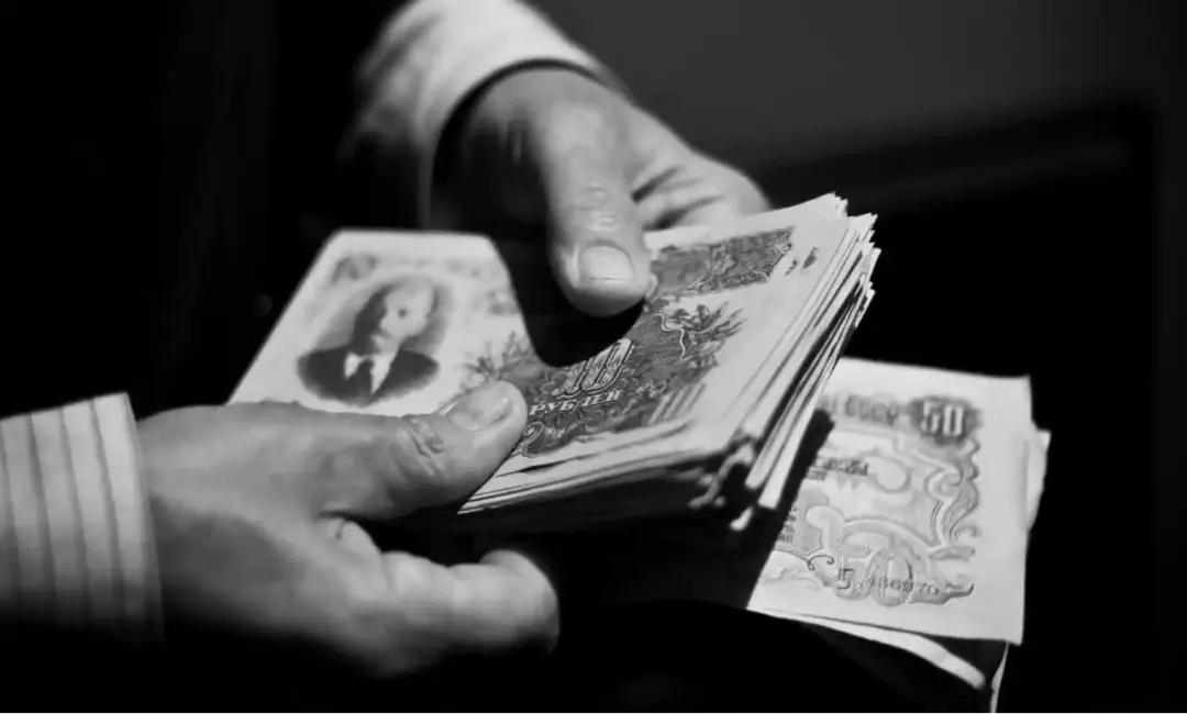 它是改变影史的神作,还是惨无人道的*行暴**?