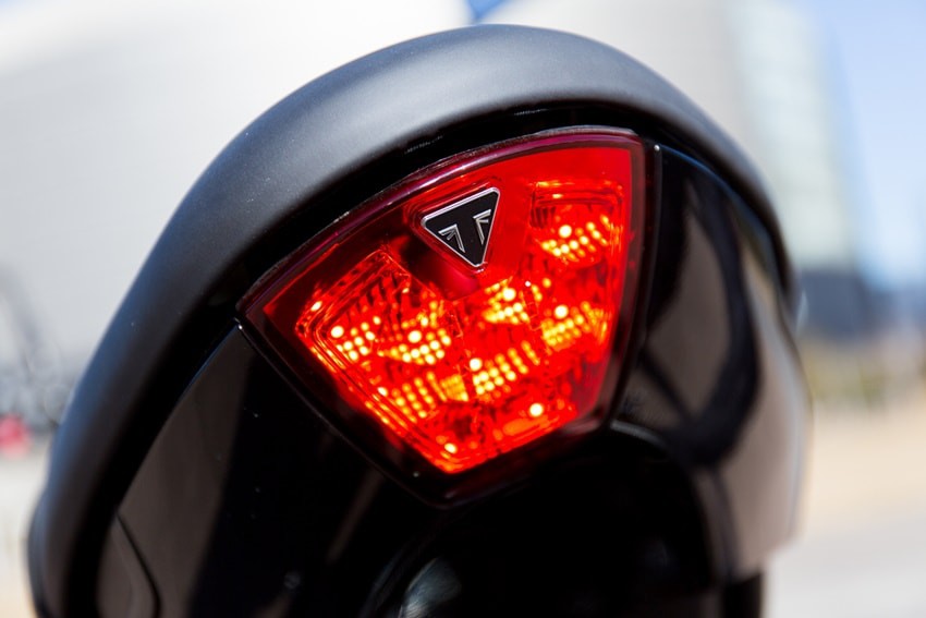 凯旋三叉戟巅峰摩托,凯旋摩托车三叉戟