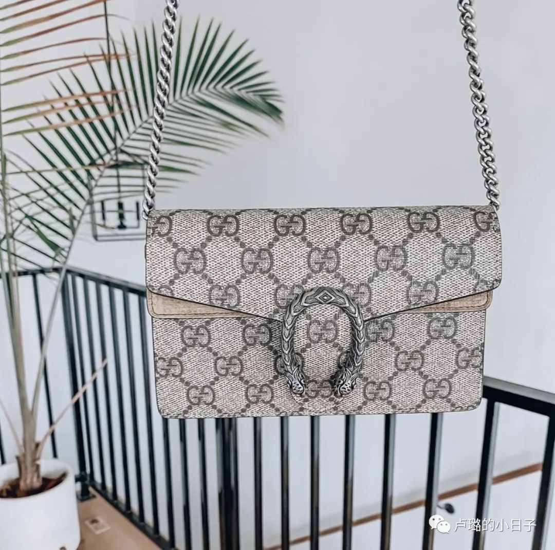 生活中你买过几个让你后悔的包,买得最后悔的包