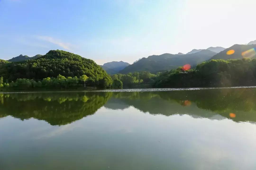 北京延庆周边野游有山有水,北京延庆山顶草甸