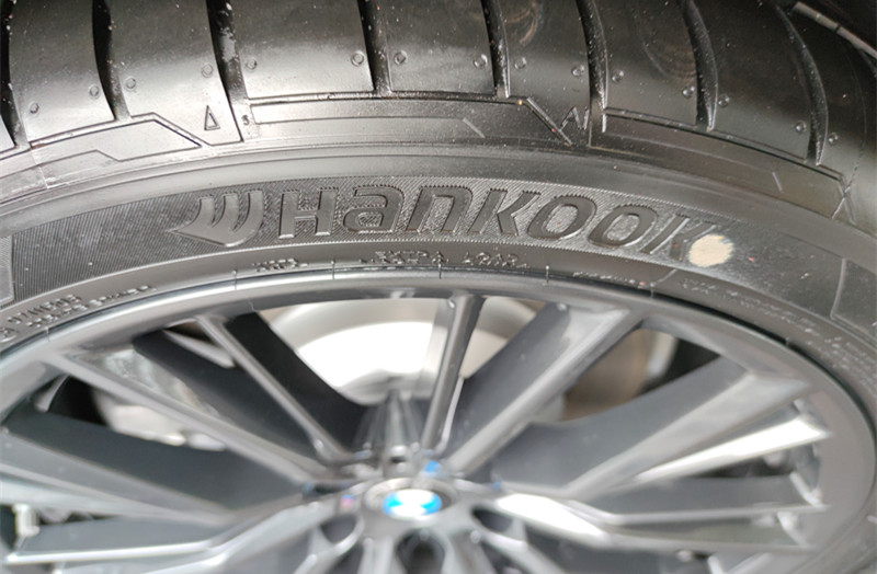 现在宝马3系怎么越卖越贵,宝马3系降价也减配了吗