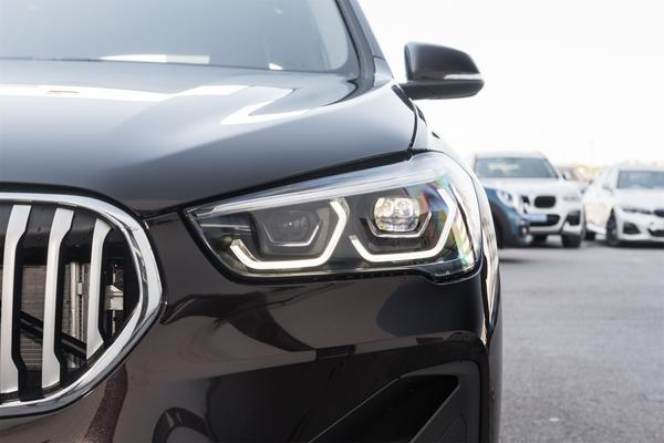 19款宝马x1xdrive20li怎么样,2020款宝马x1和三系哪个值得买