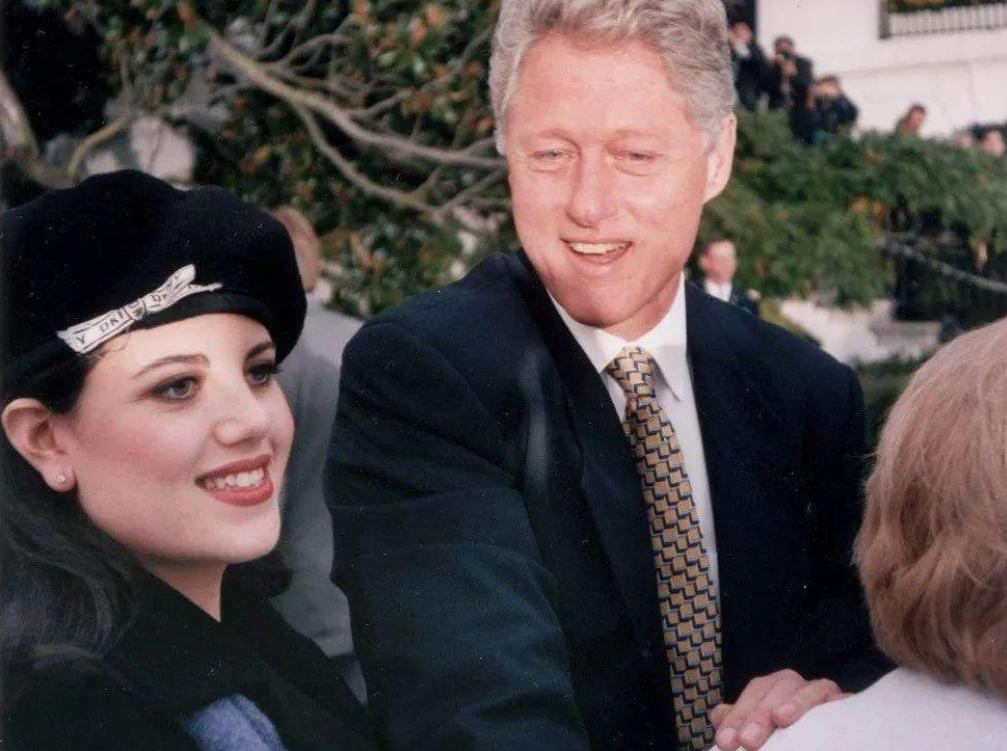 莱温斯基在白宫时照片,莱温斯基克林顿的表现